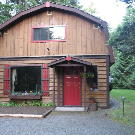 Cedar Song B&B Parksville Bagian luar foto